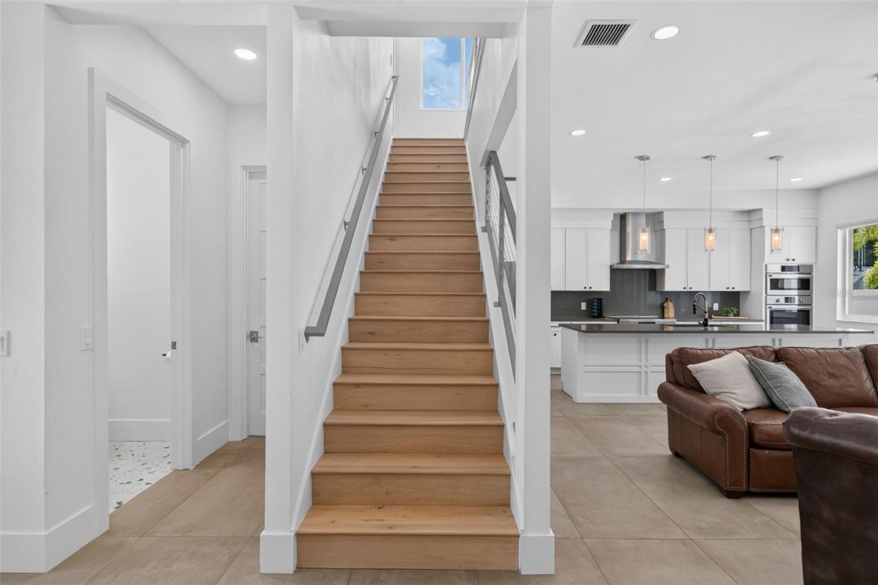2430 Floyd Street, Sarasota, FL 34239 Photo