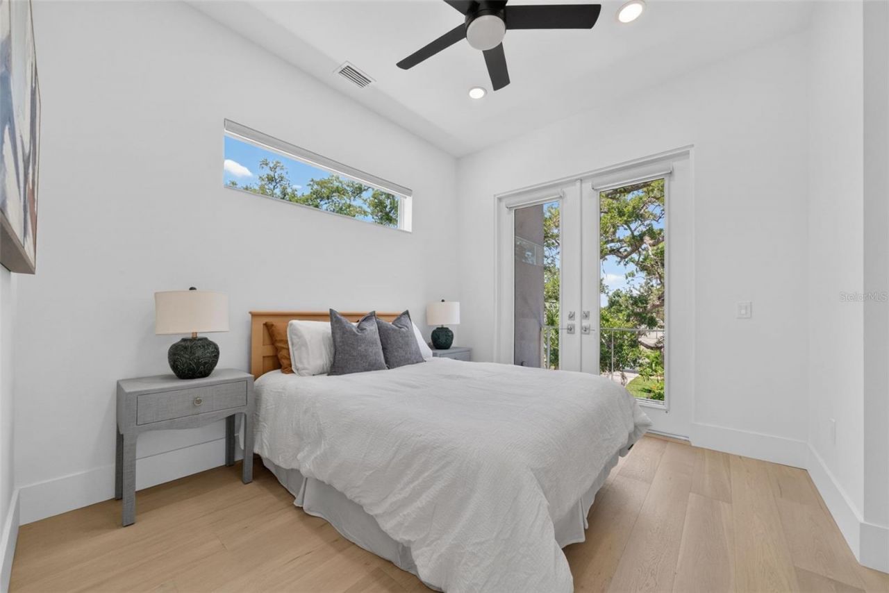 2430 Floyd Street, Sarasota, FL 34239 Photo