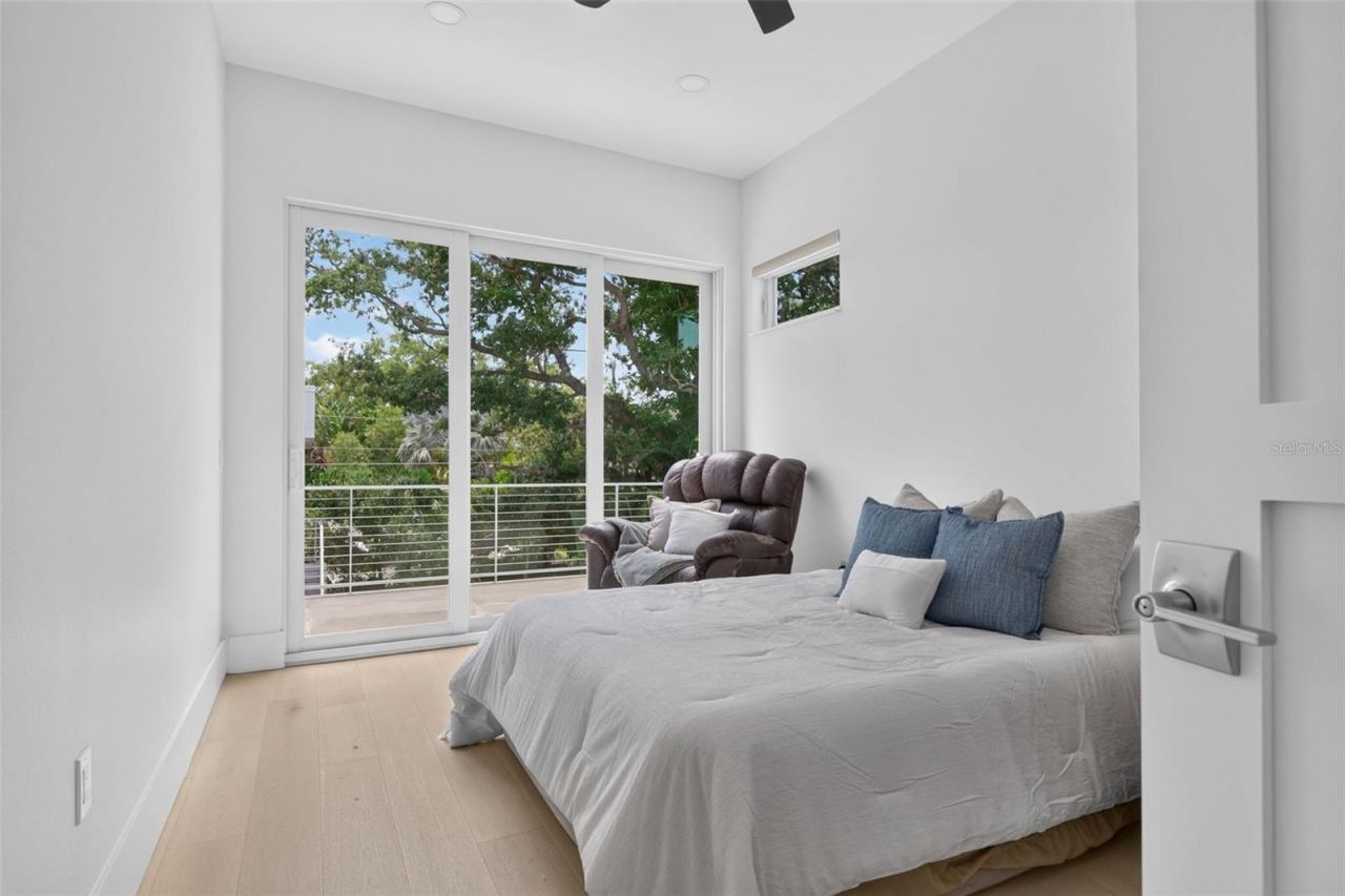 2430 Floyd Street, Sarasota, FL 34239 Photo