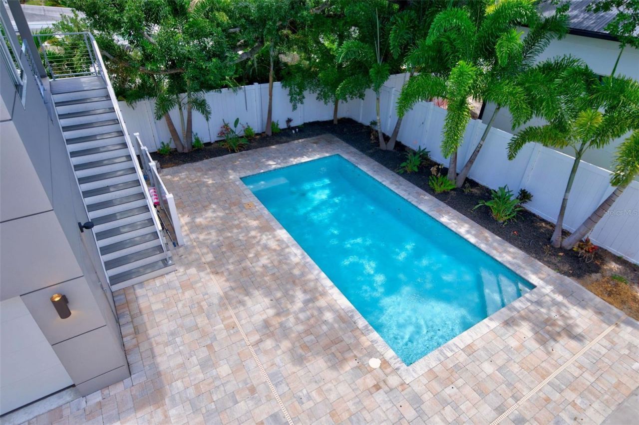 2430 Floyd Street, Sarasota, FL 34239 Photo
