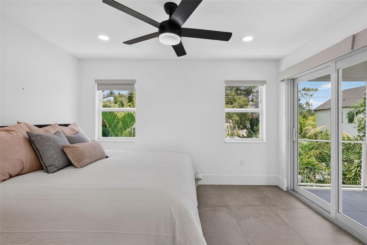 2430 Floyd Street, Sarasota, FL 34239 Photo