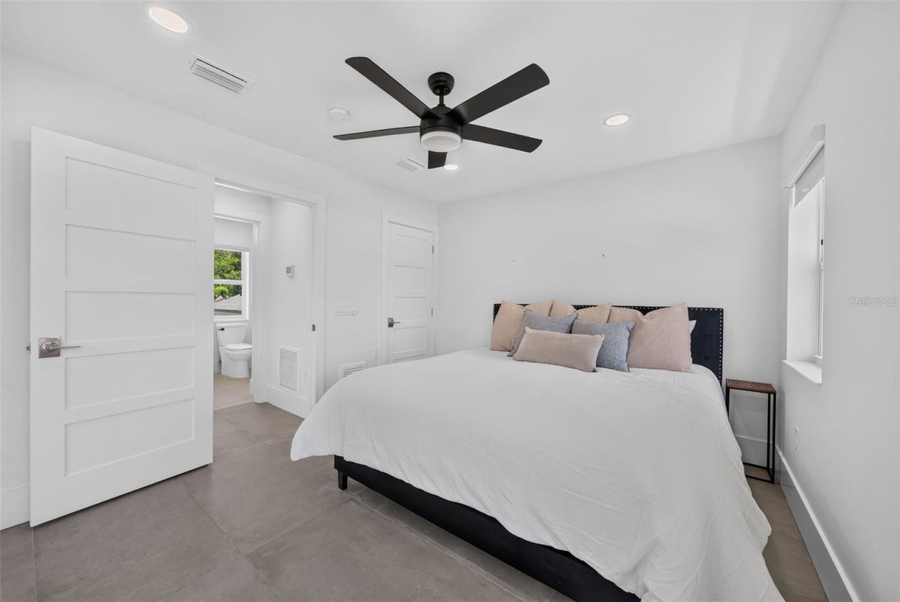 2430 Floyd Street, Sarasota, FL 34239 Photo