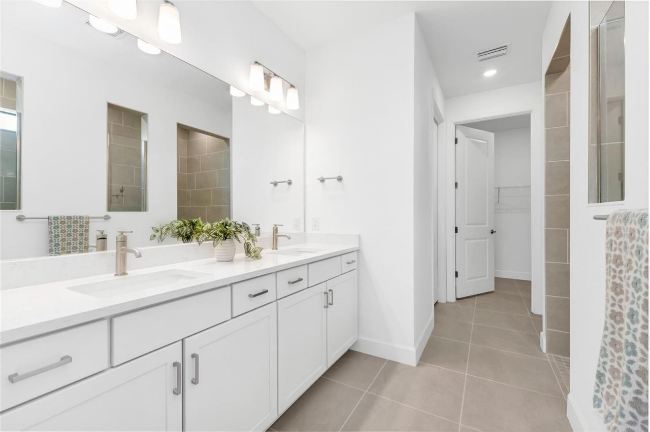 4400 Lakeside Grove Place, North Port, FL 34289 Photo