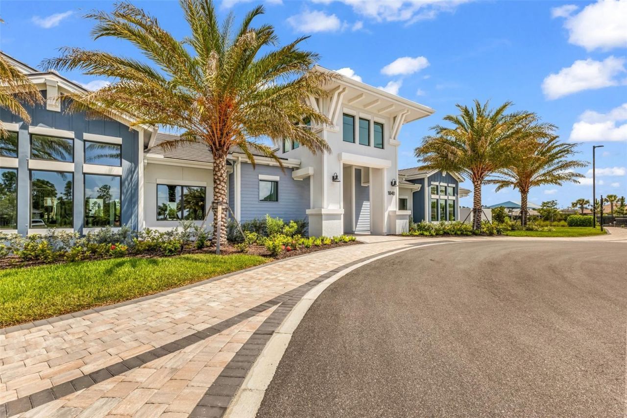 4400 Lakeside Grove Place, North Port, FL 34289 Photo
