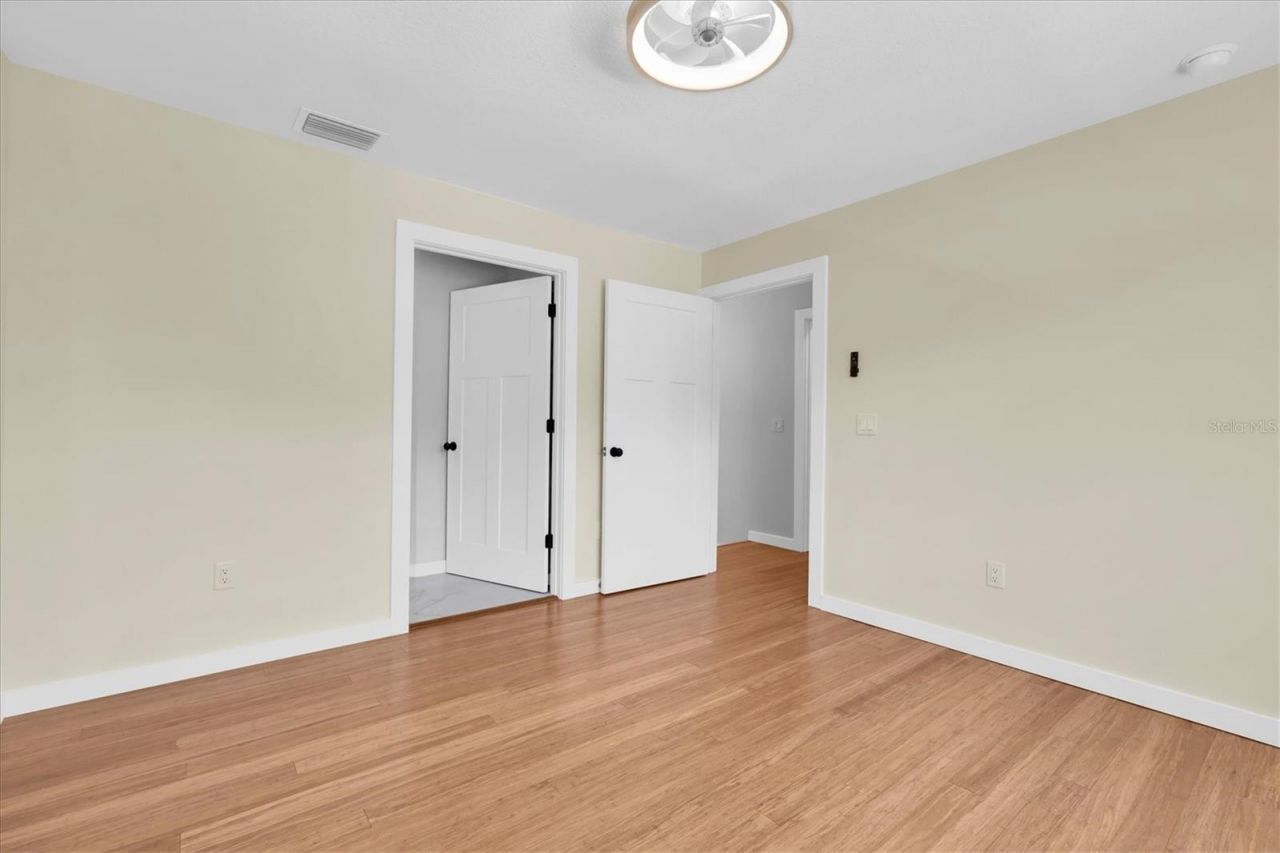6921 Mango Avenue S, Saint Petersburg, FL 33707 Photo