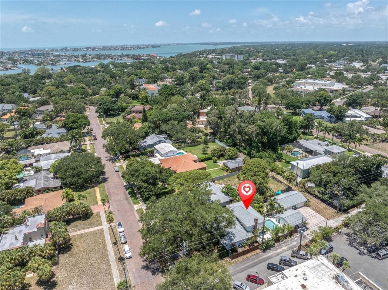 6921 Mango Avenue S, Saint Petersburg, FL 33707 Photo