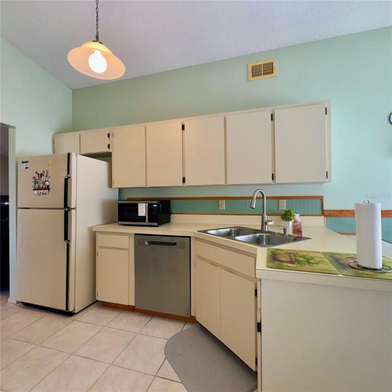 726 Stillview Circle , Brandon, FL 33510 Photo