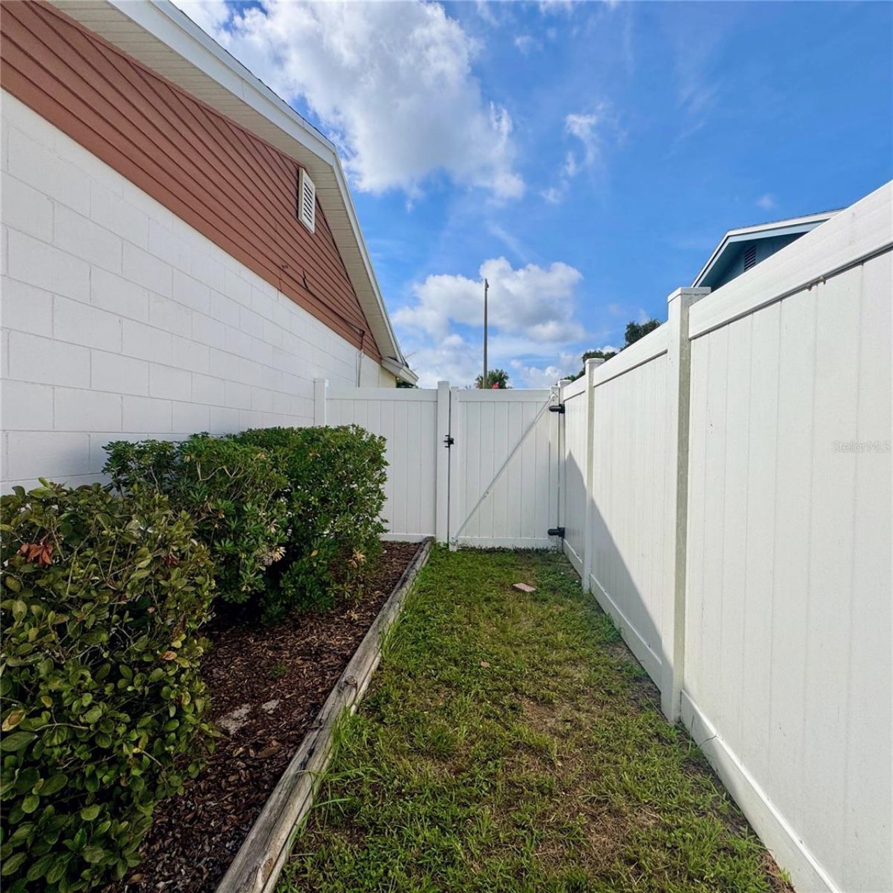 726 Stillview Circle , Brandon, FL 33510 Photo