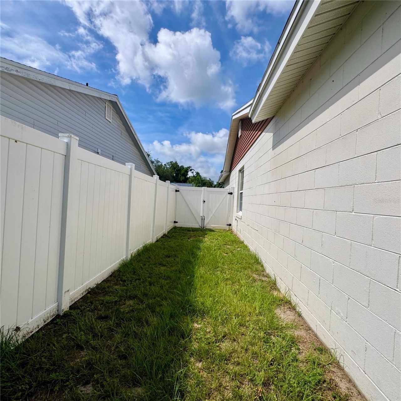 726 Stillview Circle , Brandon, FL 33510 Photo