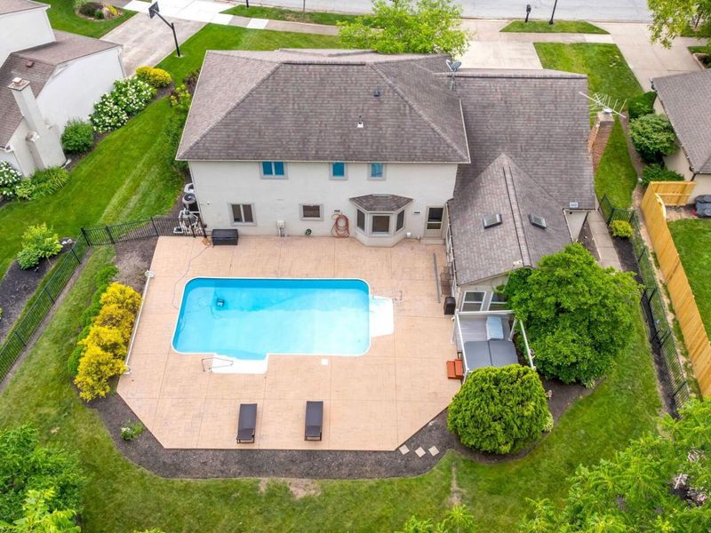 588 Liberty Lane, Westerville, OH 43081 Photo 2