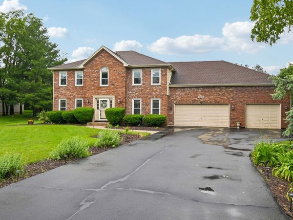5N630 Leslie Court , St. Charles, IL 60175