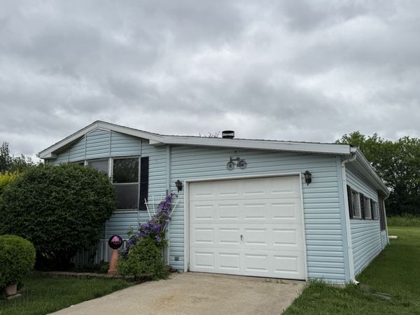664 Huntsbridge Road , Matteson, IL 60443