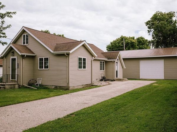 403 Main Street E, Cavalier, ND 58220
