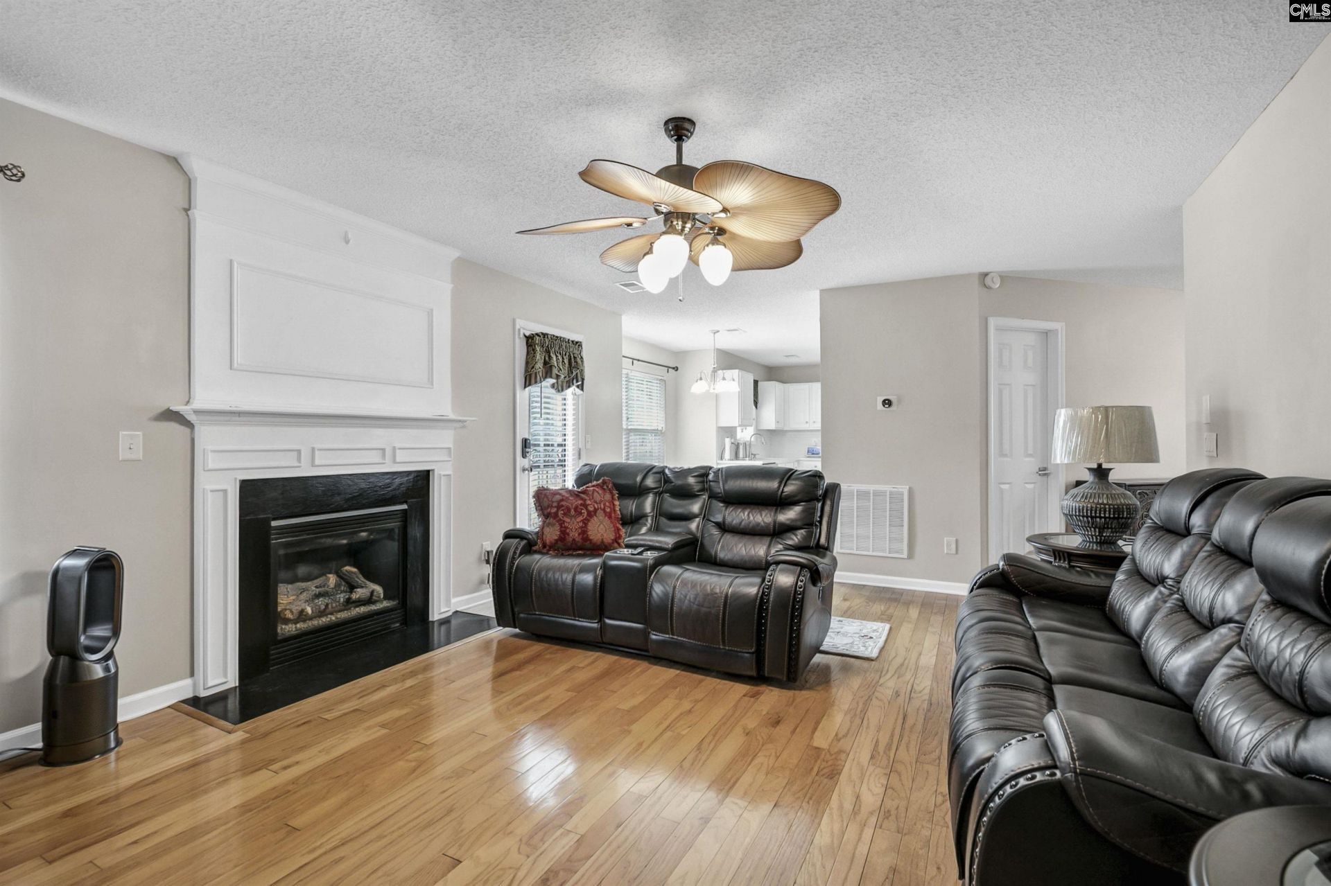 208 Loskin Lane Photo 10