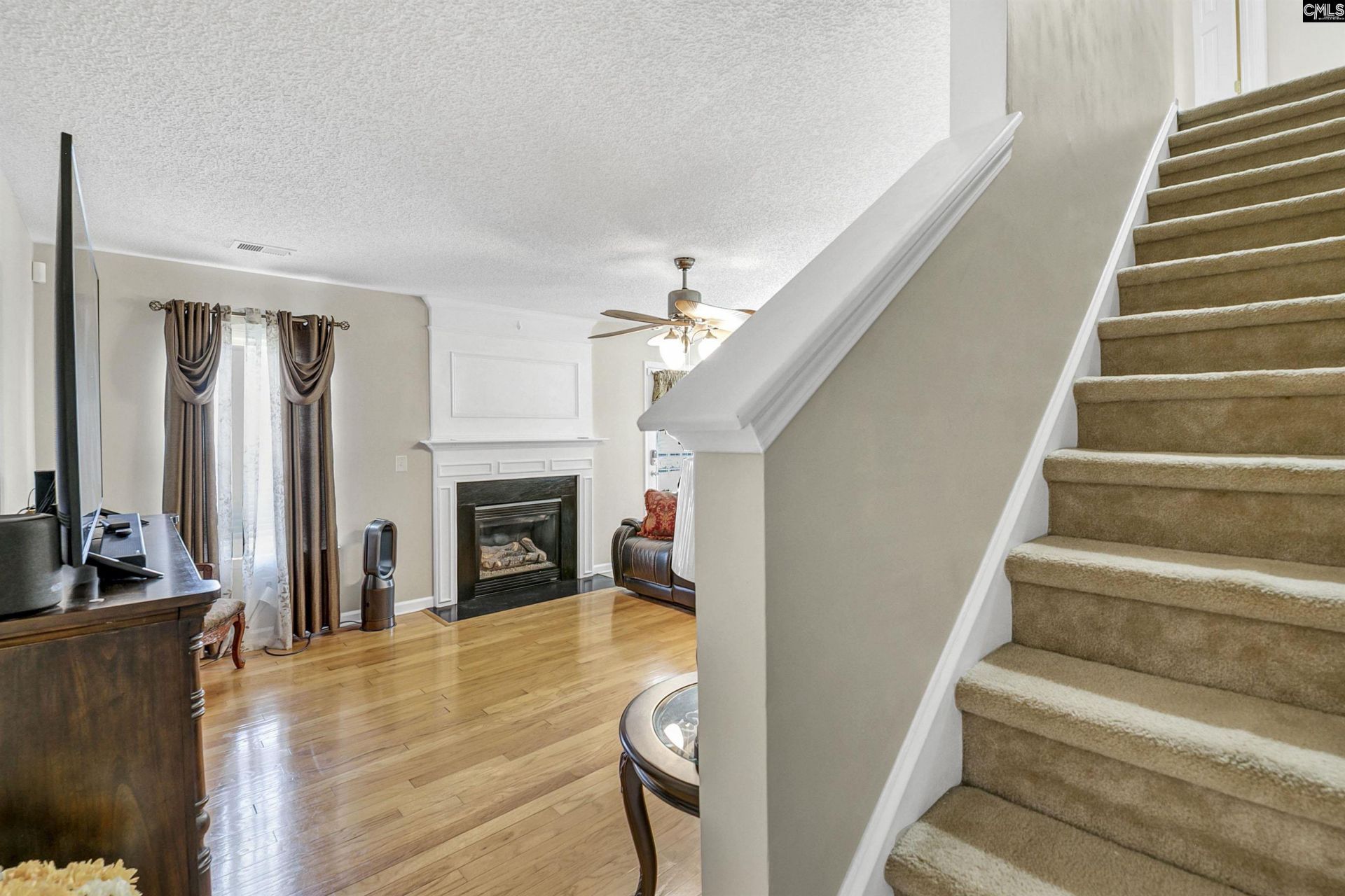 208 Loskin Lane Photo 12