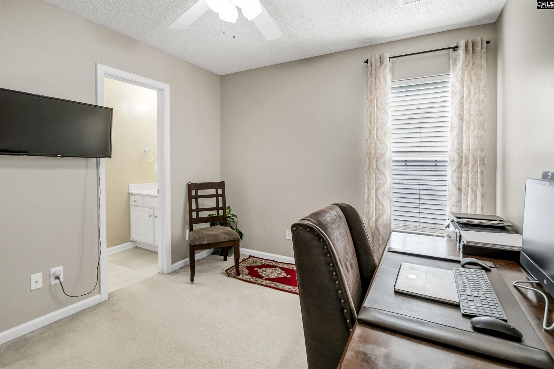 208 Loskin Lane Photo 38