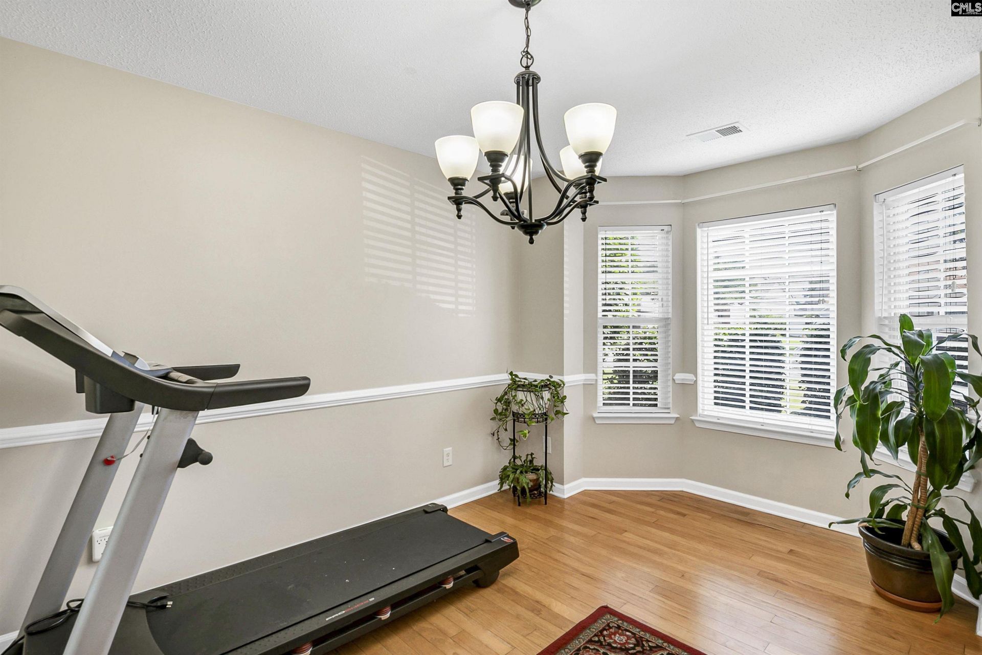 208 Loskin Lane Photo 7