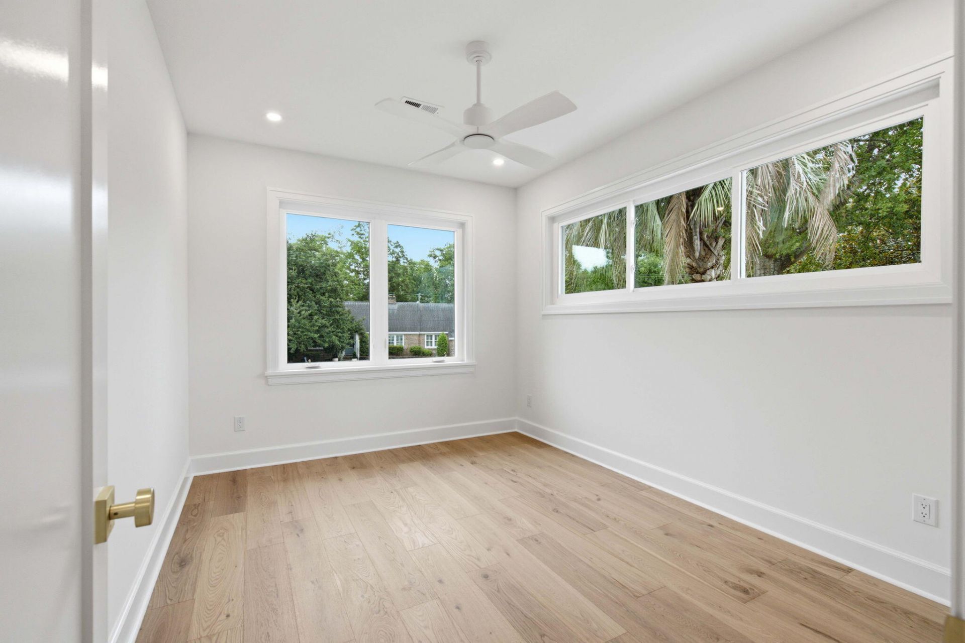 46 Chadwick Drive Photo 32