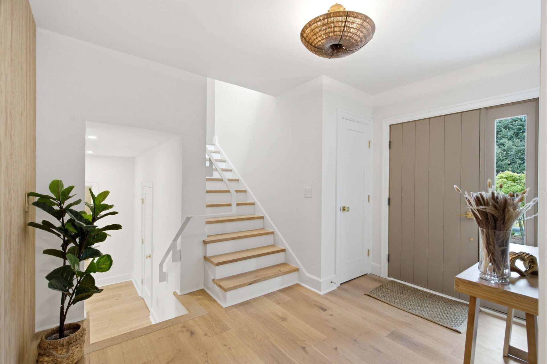 46 Chadwick Drive Photo 7