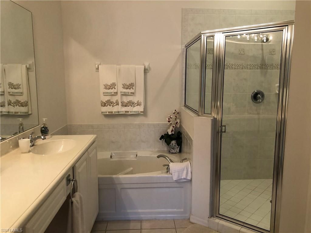 6854 Sterling Greens Dr , Unit 201, Naples, FL 34104 Photo