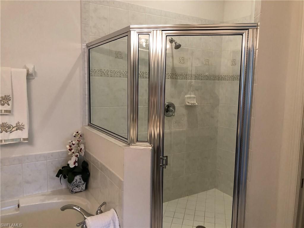 6854 Sterling Greens Dr , Unit 201, Naples, FL 34104 Photo