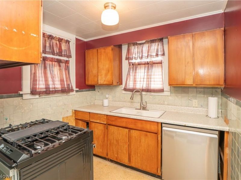 1131 Broad Avenue NW, Canton, OH 44708 Photo 10