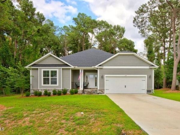1109 Coral Reef Drive, New Bern, NC 28560
