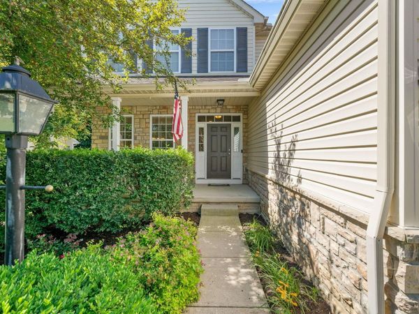 621 Canteridge Drive, Pickerington, OH 43147