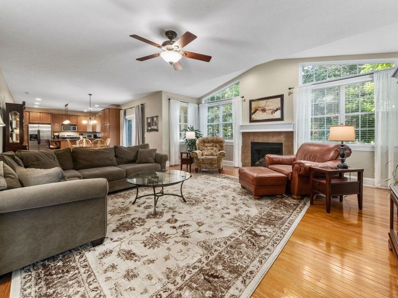 621 Canteridge Drive , Pickerington, OH 43147 Photo 14