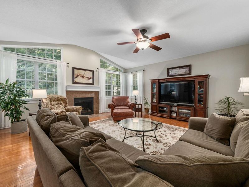 621 Canteridge Drive , Pickerington, OH 43147 Photo 15