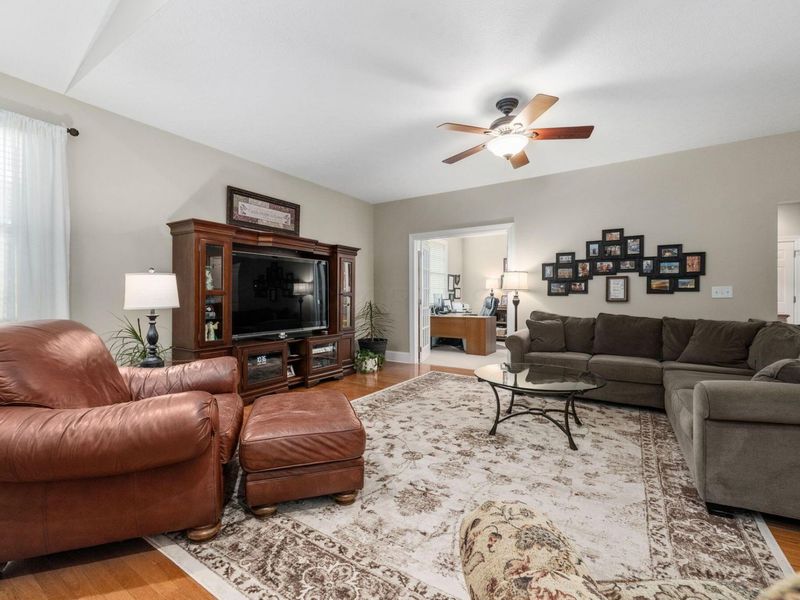621 Canteridge Drive , Pickerington, OH 43147 Photo 17