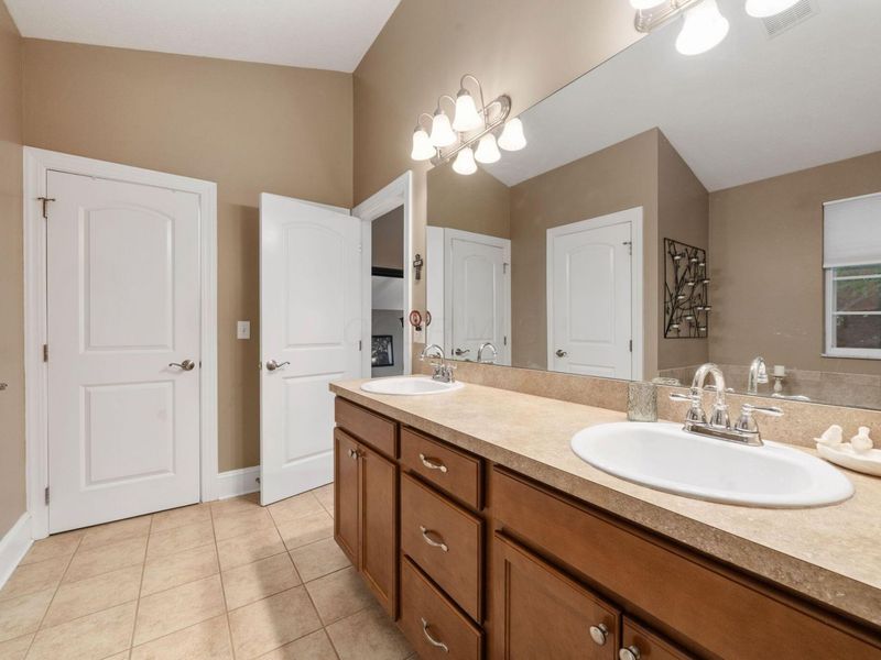 621 Canteridge Drive, Pickerington, OH 43147 Photo 26
