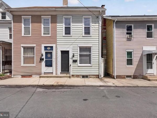 115 E LOCUST STREET , MECHANICSBURG, PA 17055