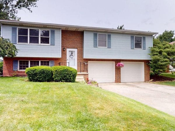 938 Tamarack Drive, Willard, OH 44890