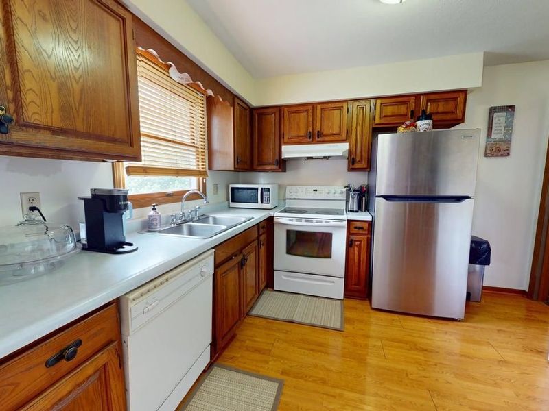 938 Tamarack Drive, Willard, OH 44890 Photo 18