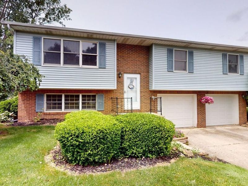 938 Tamarack Drive, Willard, OH 44890 Photo 7