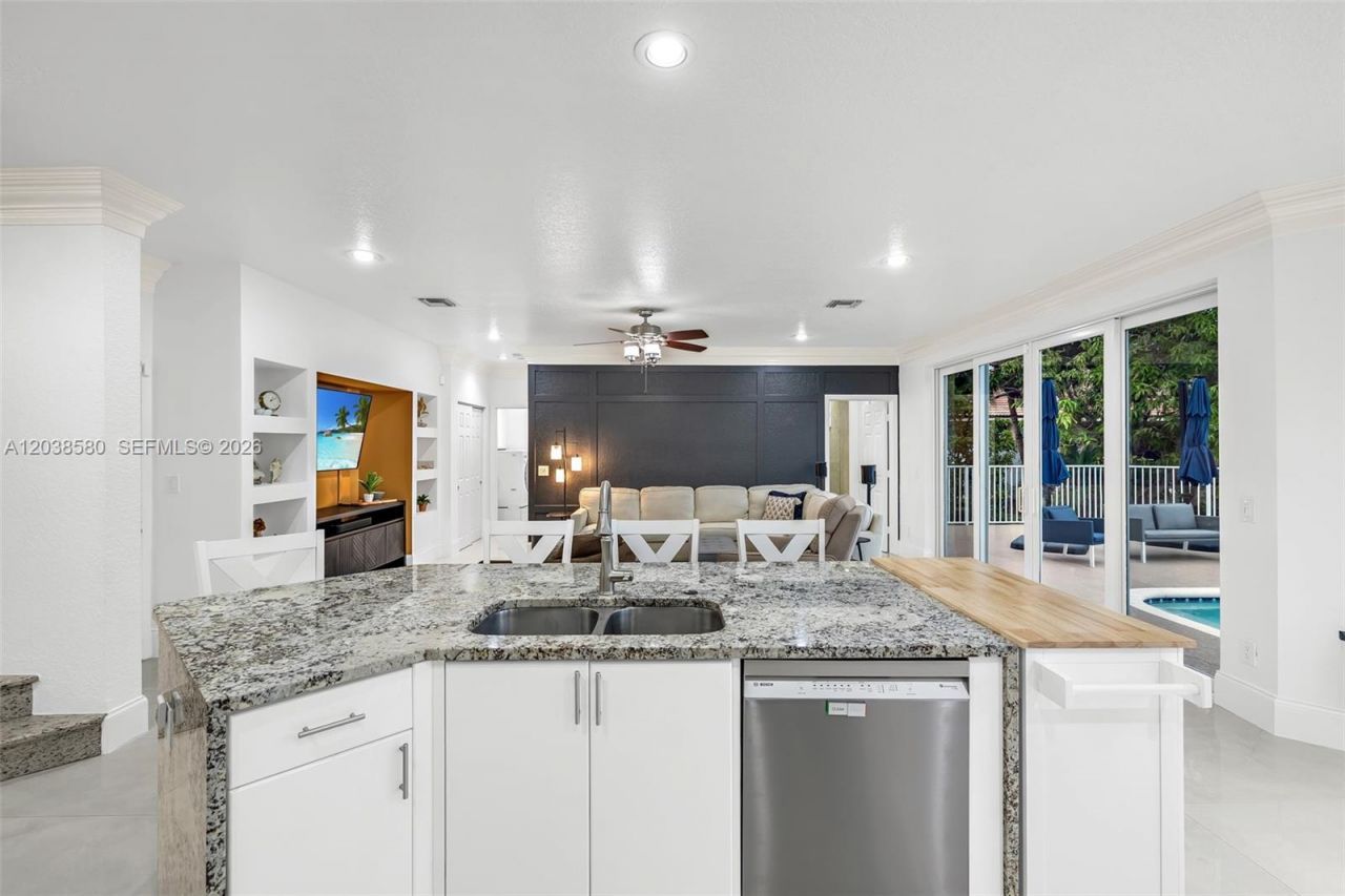 10214 NW 54th Pl, Coral Springs, FL 33076 Photo