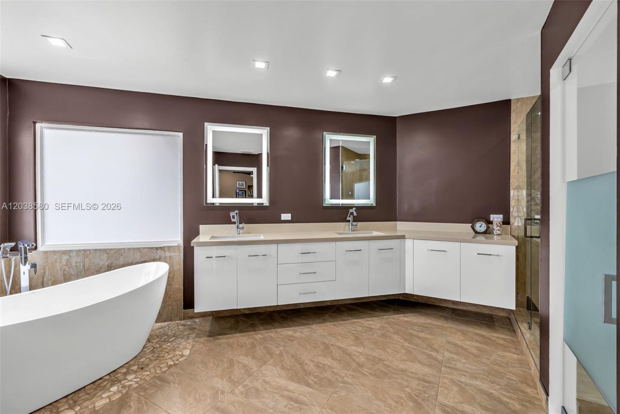 10214 NW 54th Pl, Coral Springs, FL 33076 Photo