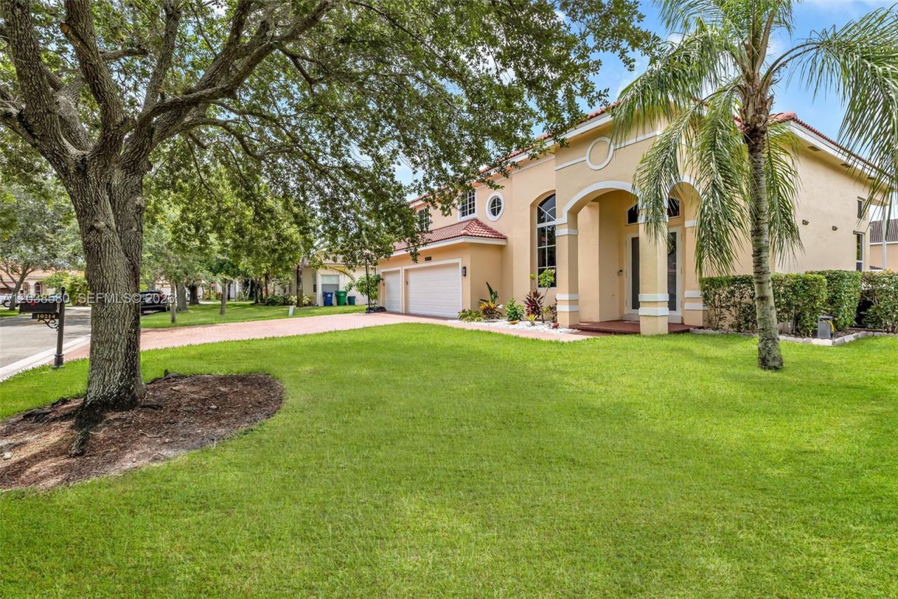 10214 NW 54th Pl, Coral Springs, FL 33076 Photo