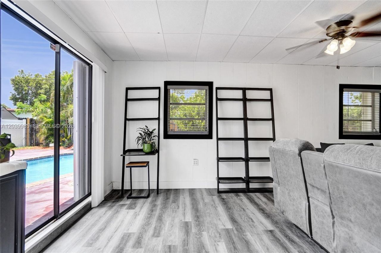 1530 N 73rd Ave, Hollywood, FL 33024 Photo