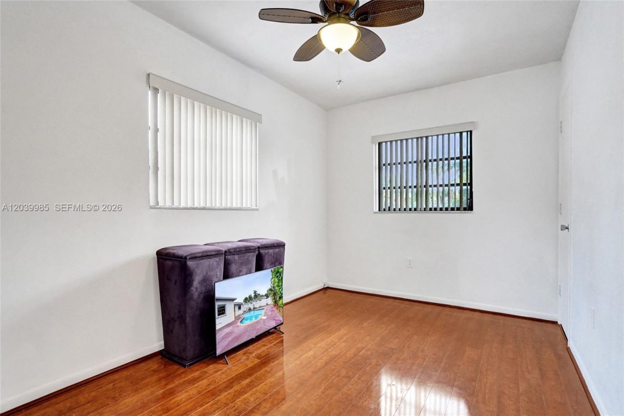 1530 N 73rd Ave, Hollywood, FL 33024 Photo