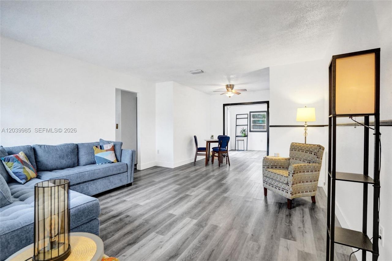 1530 N 73rd Ave, Hollywood, FL 33024 Photo
