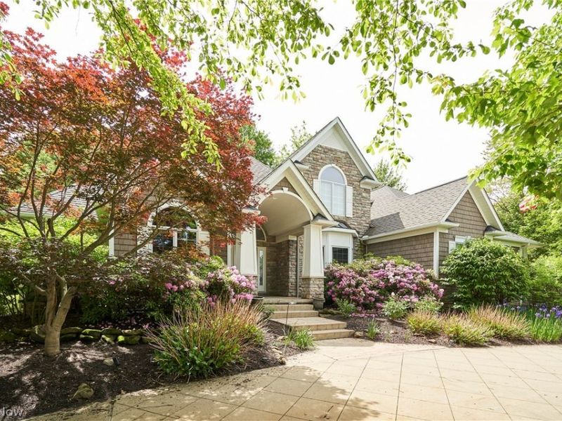 379 Greensfield Lane, Copley, OH 44321 Photo 1