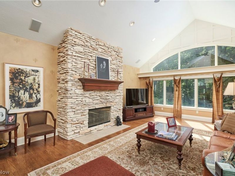 379 Greensfield Lane, Copley, OH 44321 Photo 9