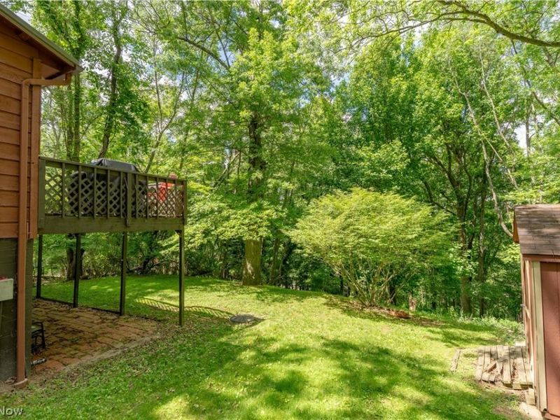 58 Manito Trail, Malvern, OH 44644 Photo 23