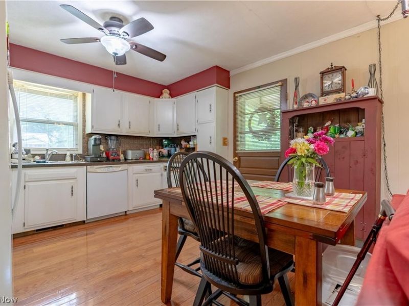 58 Manito Trail, Malvern, OH 44644 Photo 7