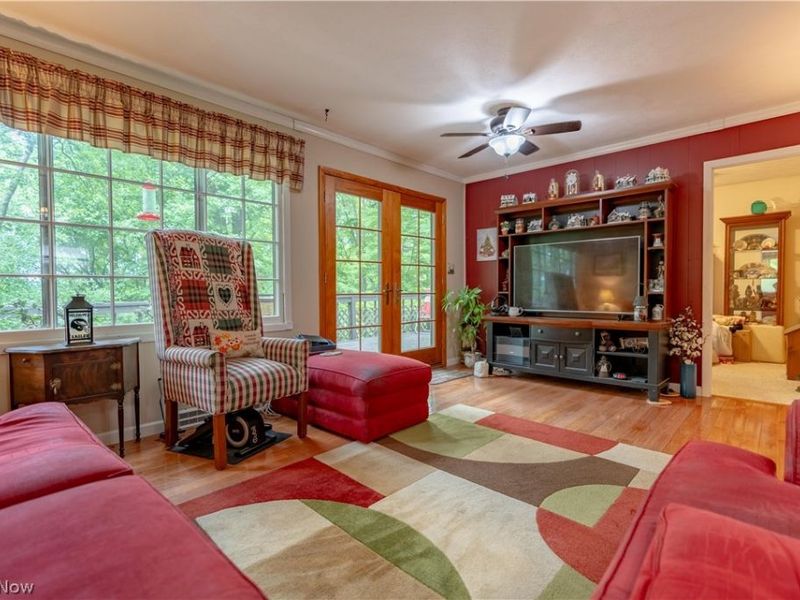 58 Manito Trail, Malvern, OH 44644 Photo 8