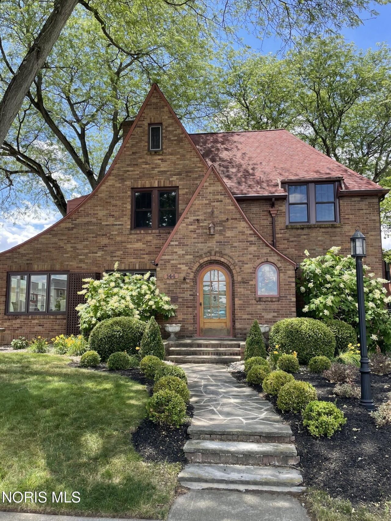 144 S Church Street, Bowling Green, OH 43402 Main Photo