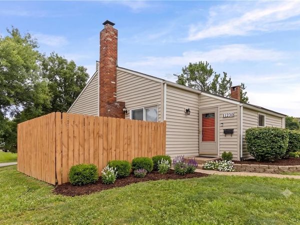 11230 College Avenue, Kansas City, MO 64137
