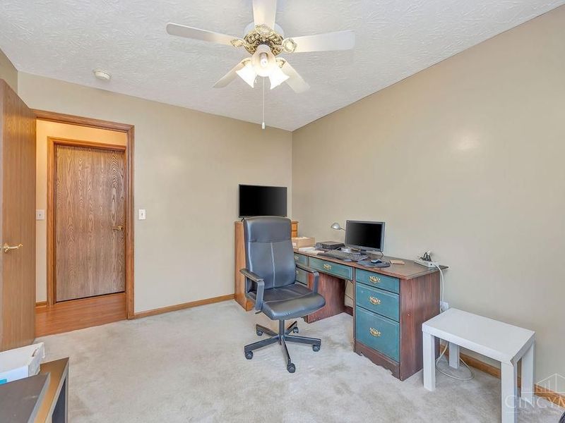 7030 Beagle Court, Hamilton, OH 45011 Photo 17